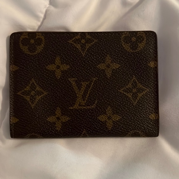 Louis Vuitton Handbags - Louis Vuitton AUTHENTIC 💯 Card Holder